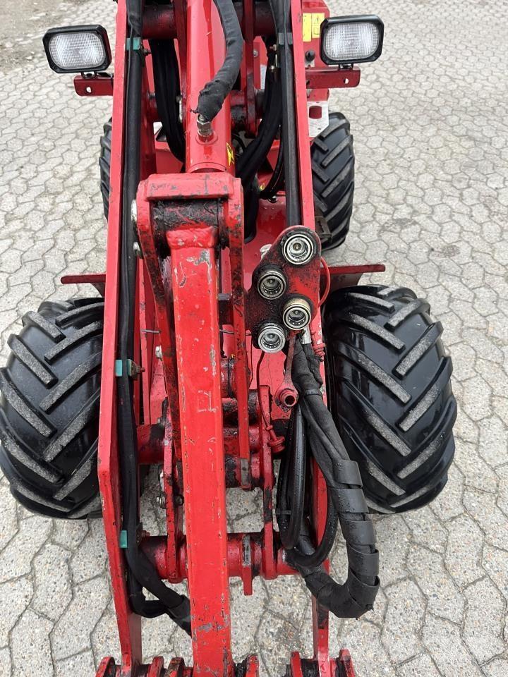 Thaler 234A Minilader