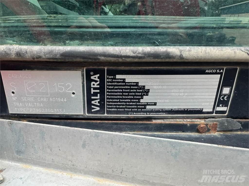 Valtra S262 Traktoren