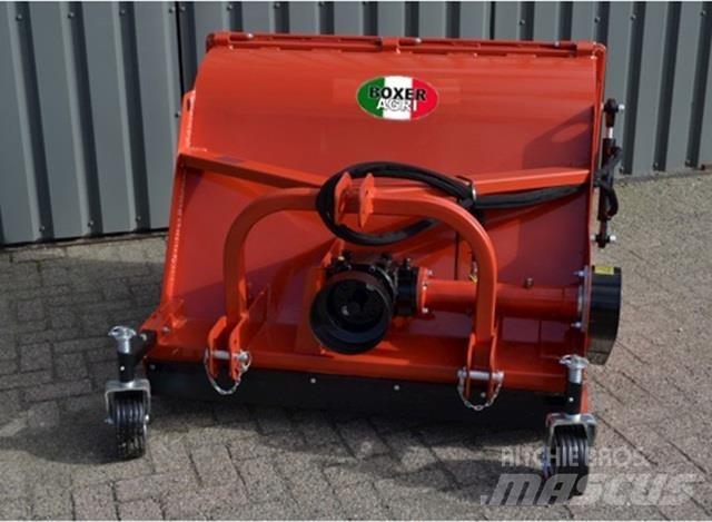  - - -  boxer Kompakttraktor-Aufsätze
