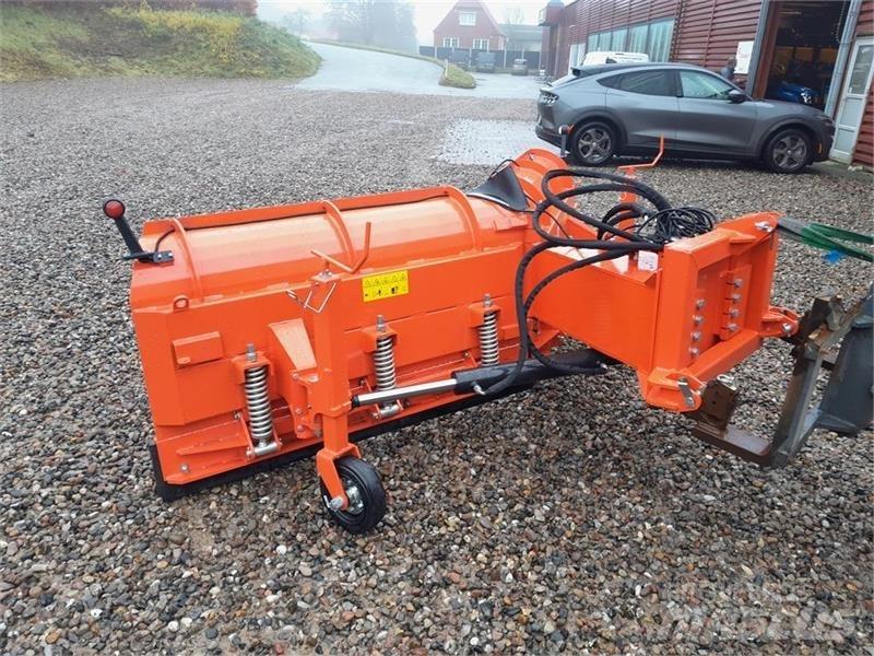  - - -  BOXER AGRI Schneeschilde und -pflüge