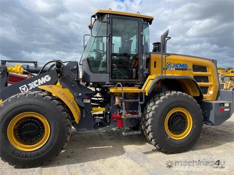  - - -  XCMG 948 Radlader