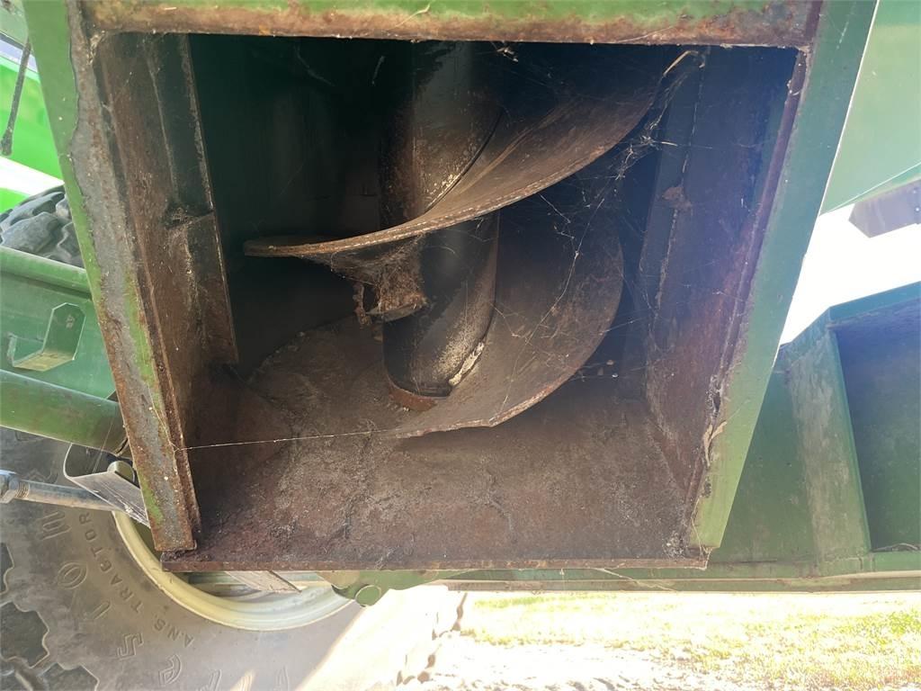 Brent 776 Getreideanhänger