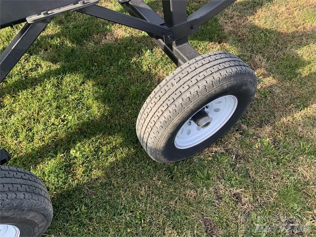 Demco STD42 Getreideanhänger