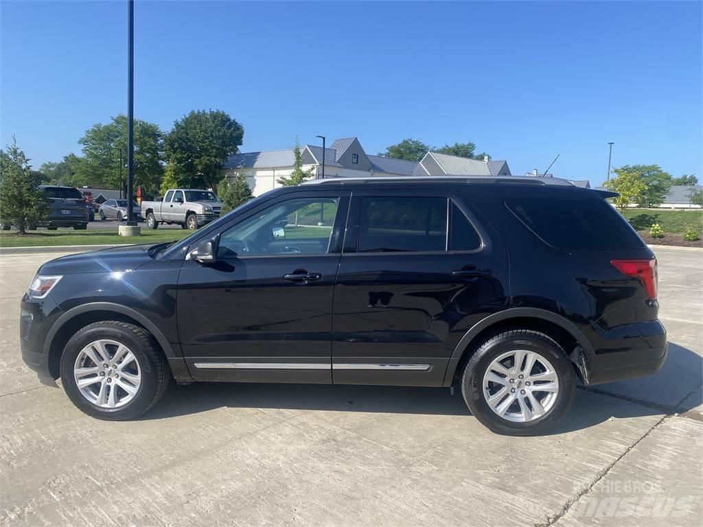 Ford EXPLORER Andere Zubehörteile