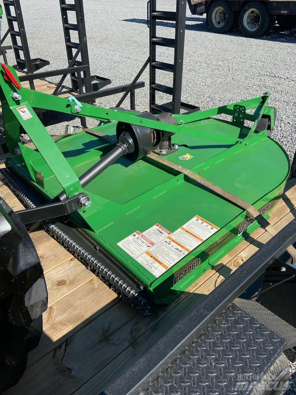 Frontier RC4060 Ballenschredder, -schneider und -wickler