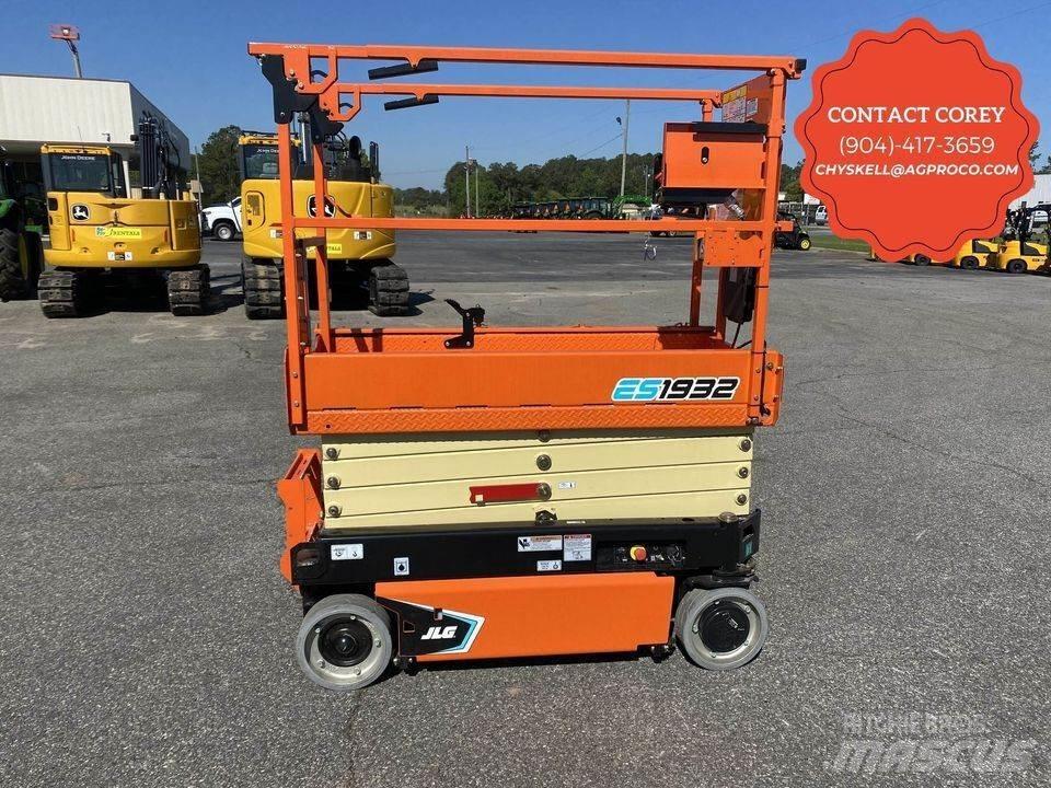 JLG ES1932 Andere Krane