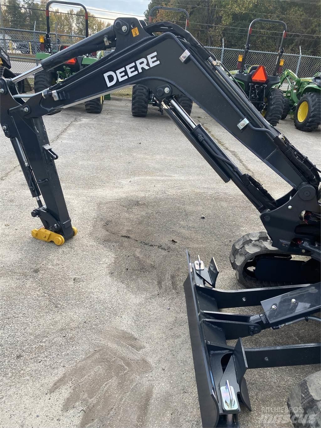 John Deere 17 P Minibagger < 7t
