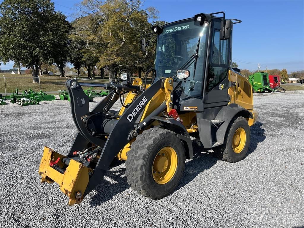 John Deere 244L Minilader