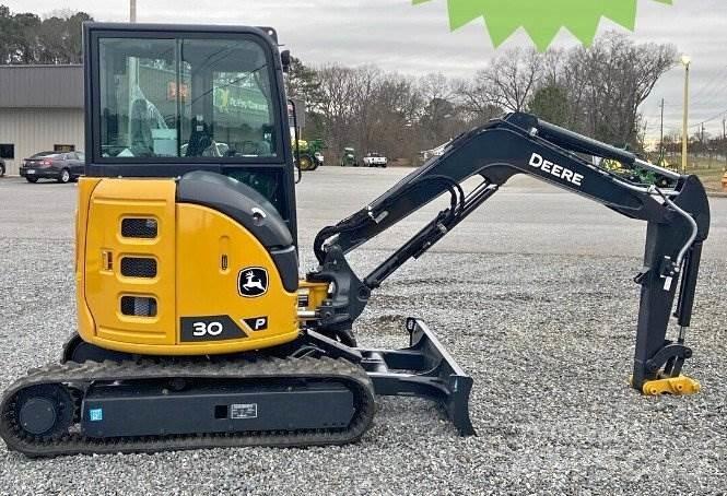 John Deere 30 P Minibagger < 7t