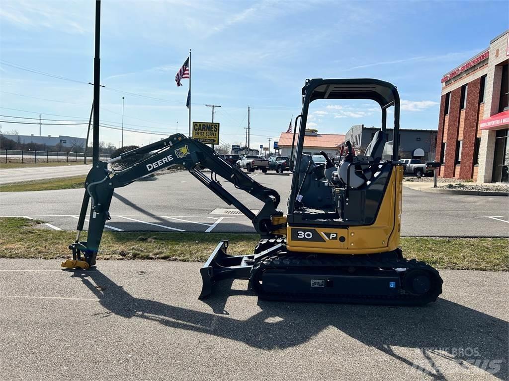 John Deere 30 P Minibagger < 7t