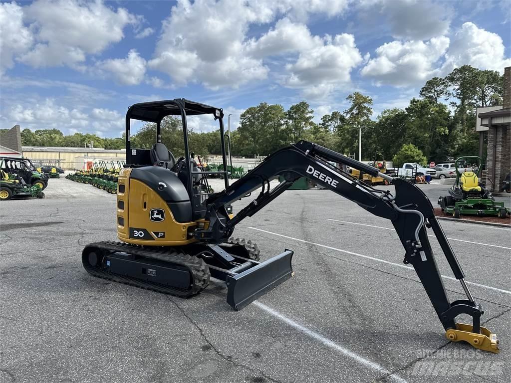 John Deere 30 P Minibagger < 7t