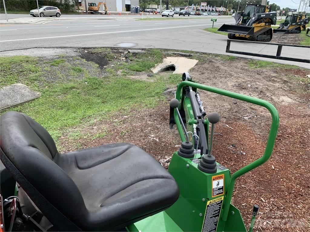 John Deere 3032E Kleintraktoren
