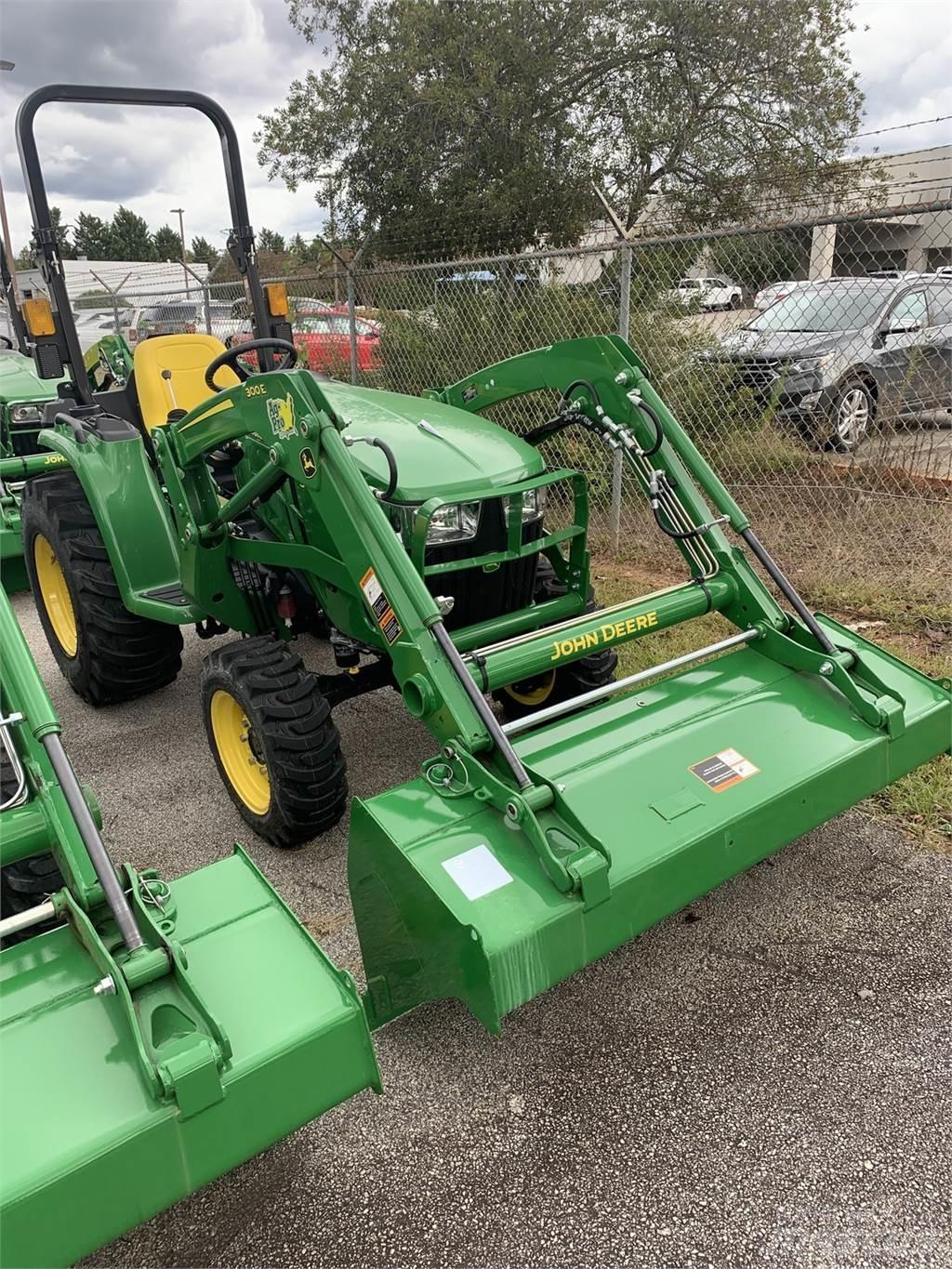John Deere 3032E Kleintraktoren