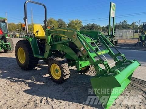 John Deere 3033R Kleintraktoren