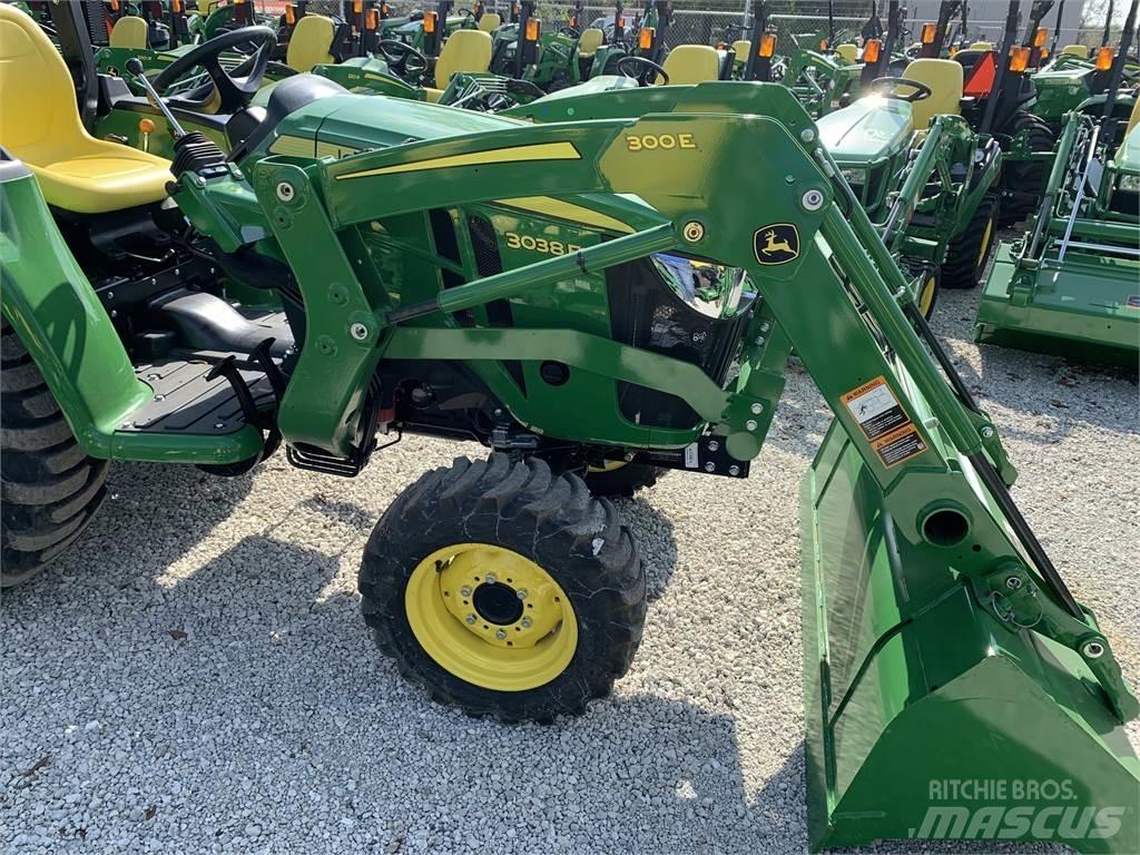 John Deere 3038E Kleintraktoren