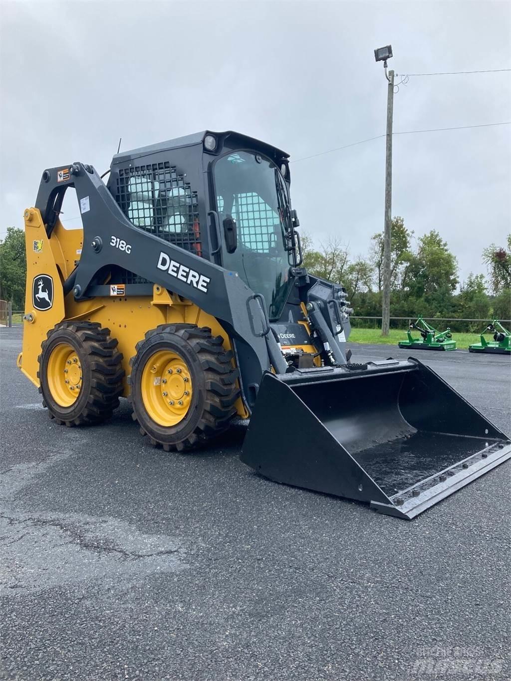 John Deere 318G Kompaktlader