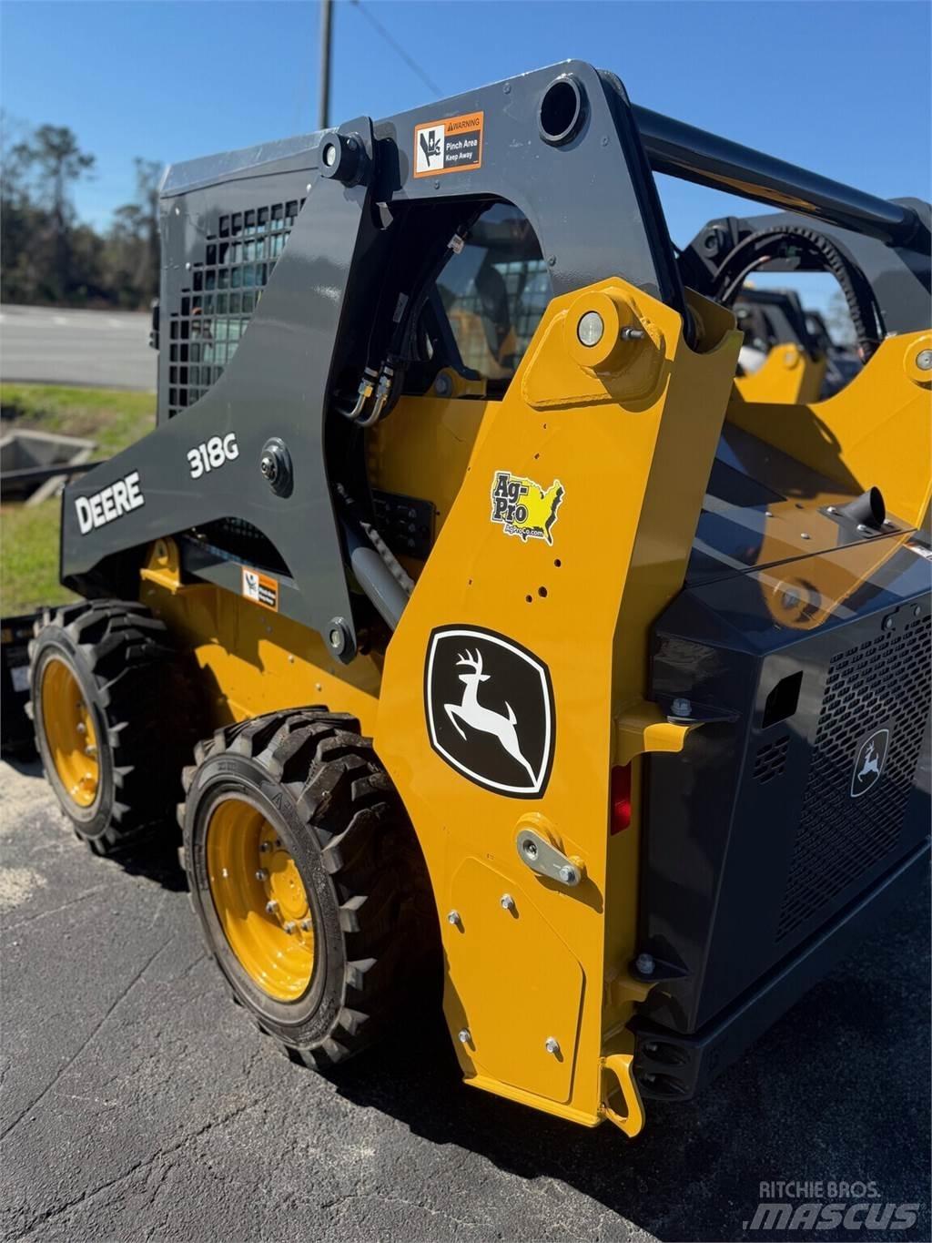 John Deere 318G Kompaktlader