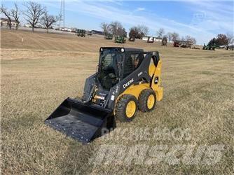 John Deere 318G Kompaktlader