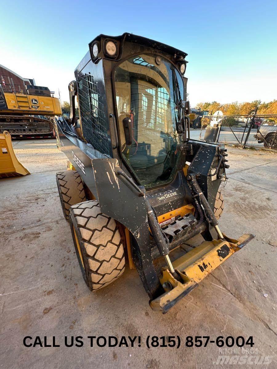 John Deere 320G Kompaktlader