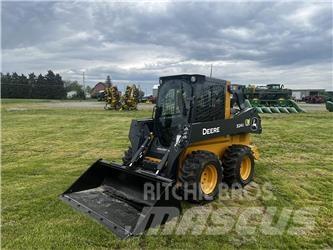 John Deere 324G Kompaktlader