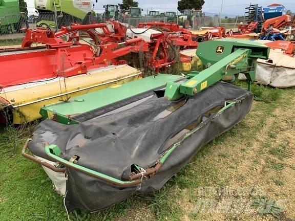 John Deere 328A Mähwerke