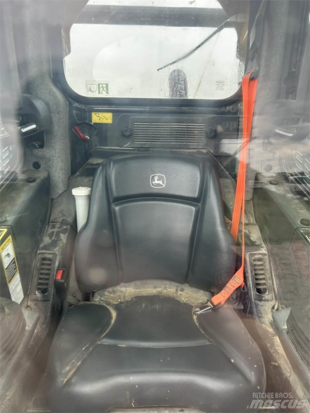 John Deere 331G Minilader