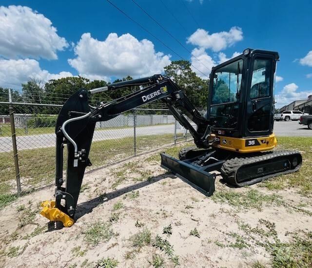John Deere 35 P Minibagger < 7t