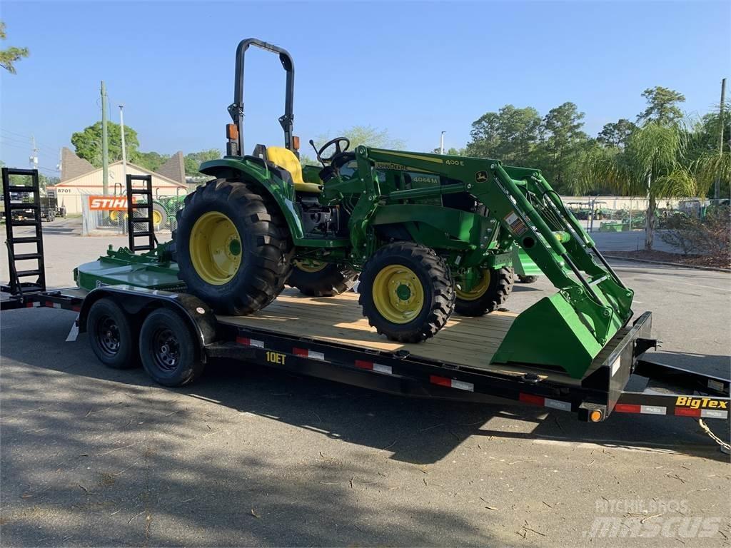 John Deere 4044M Traktoren