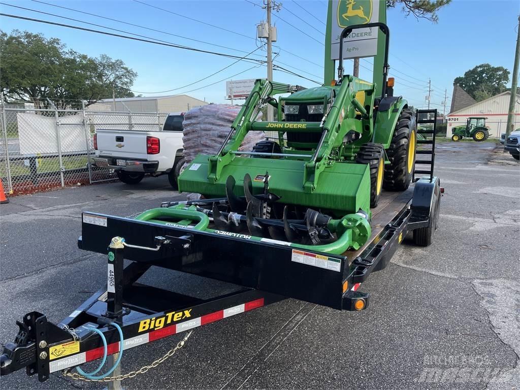 John Deere 4044M Traktoren