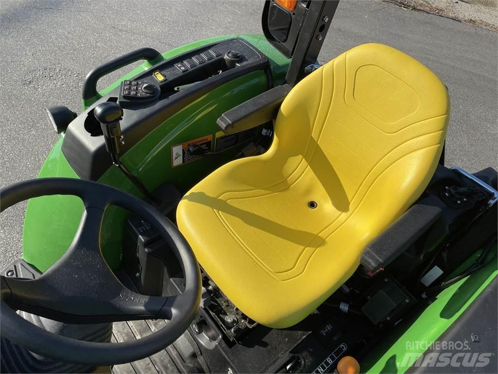 John Deere 4044R Traktoren