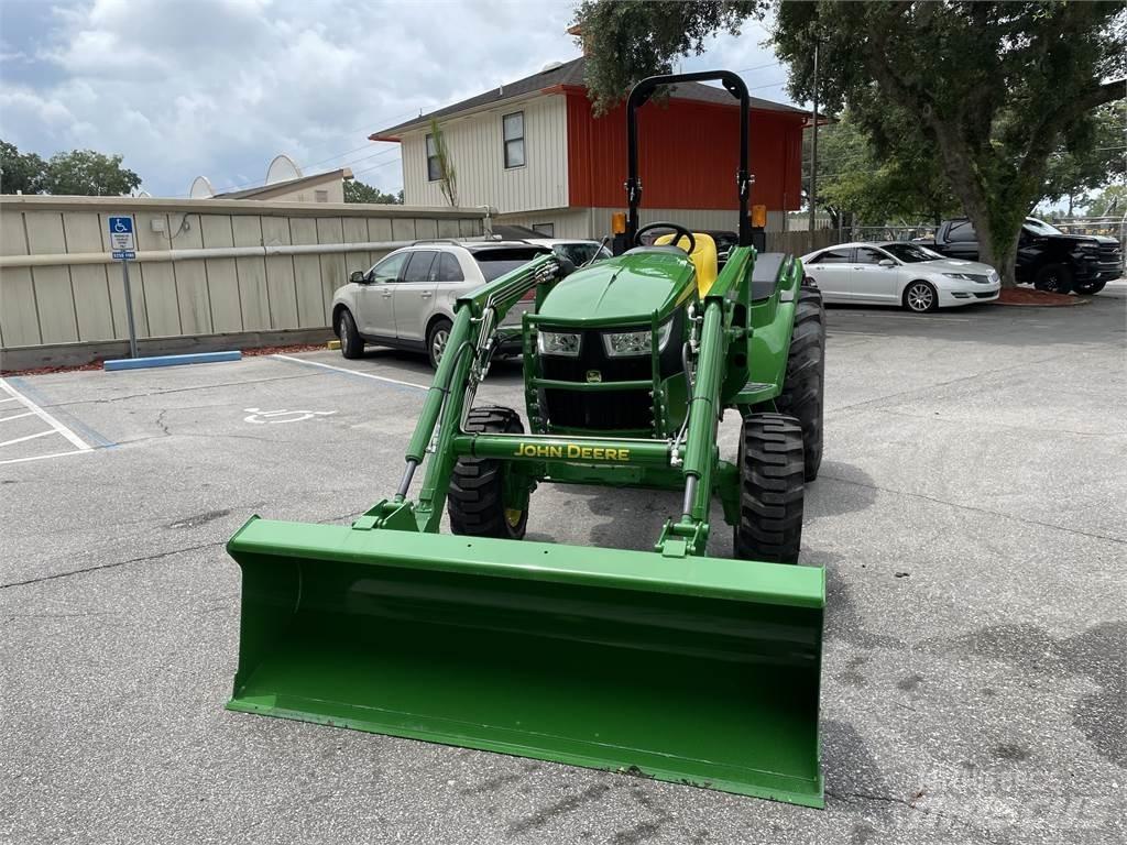 John Deere 4052M Traktoren