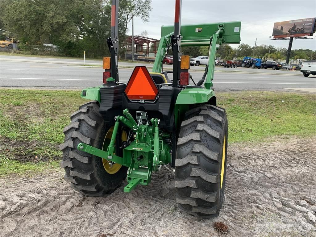 John Deere 4066M Traktoren