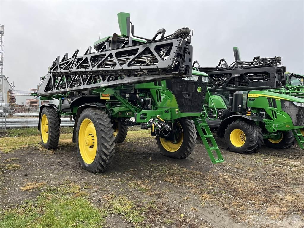 John Deere 412R Anhängespritzen