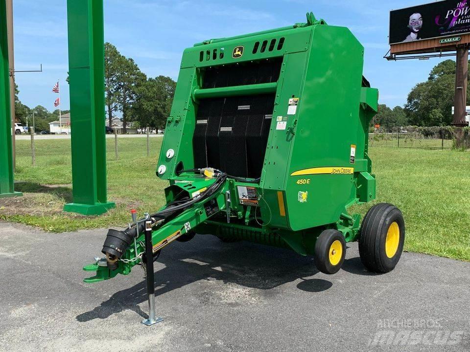 John Deere 450E Rundballenpressen