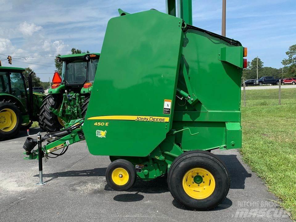 John Deere 450E Rundballenpressen