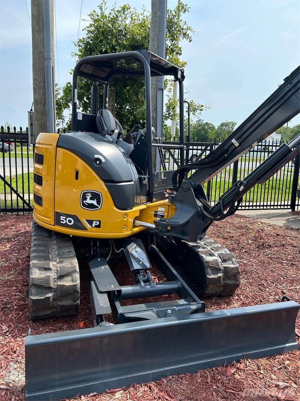 John Deere 50 P Minibagger < 7t