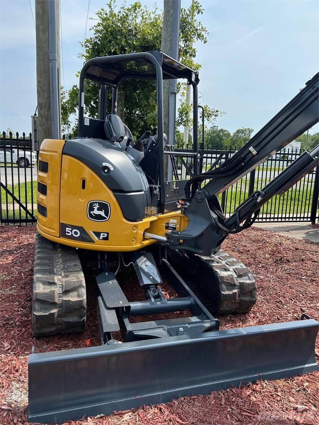 John Deere 50 P Minibagger < 7t