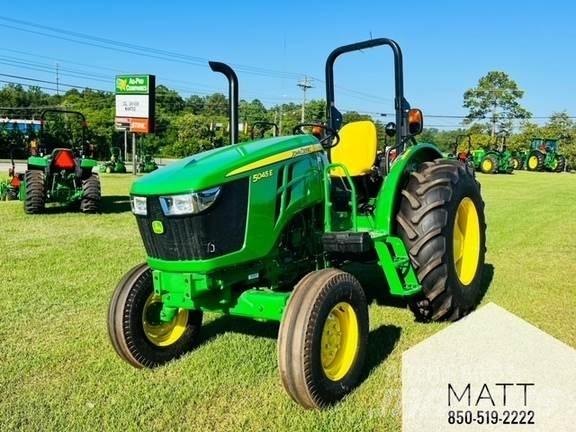 John Deere 5045E Traktoren