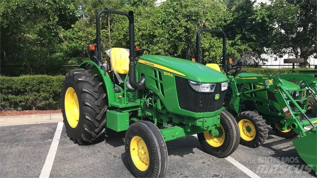 John Deere 5075E Traktoren