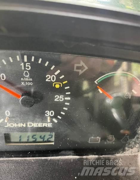 John Deere 5205 Traktoren