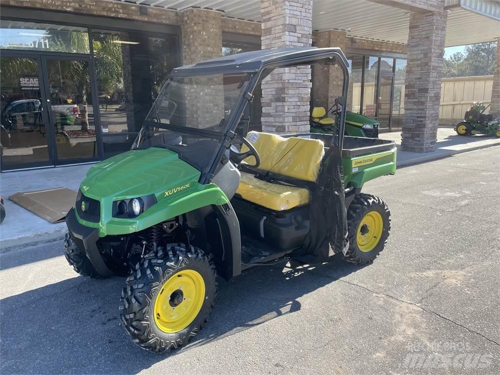 John Deere 560E Arbeitsfahrzeuge