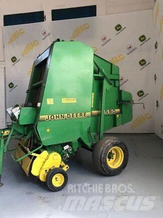 John Deere 590 Rundballenpressen