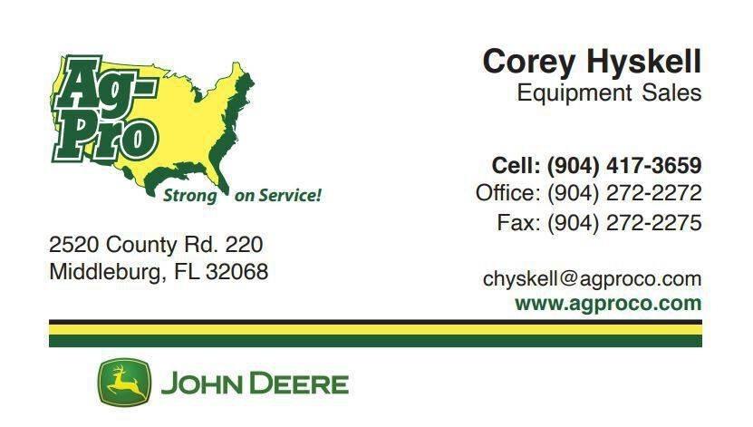 John Deere 590M Arbeitsfahrzeuge