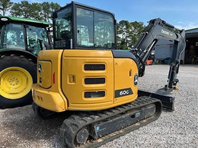 John Deere 60G Minibagger < 7t