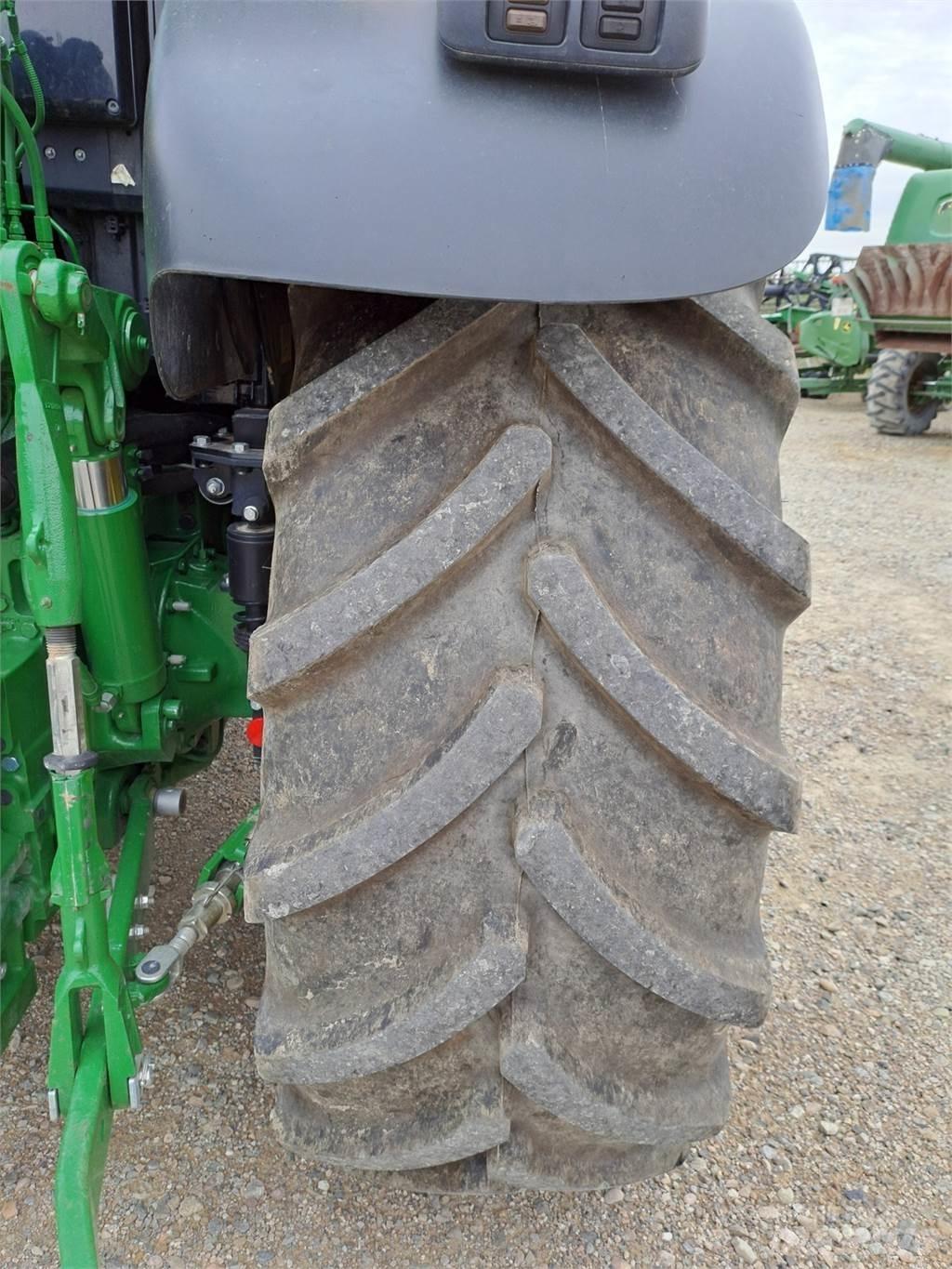 John Deere 6155M Traktoren