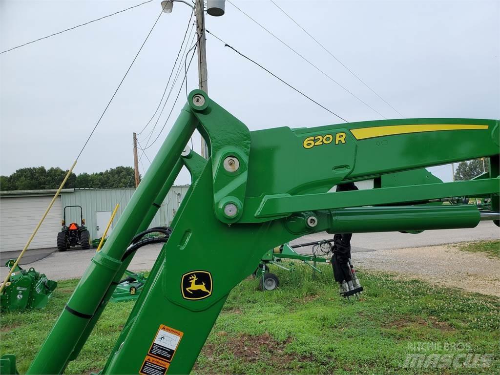 John Deere 620R Traktoren