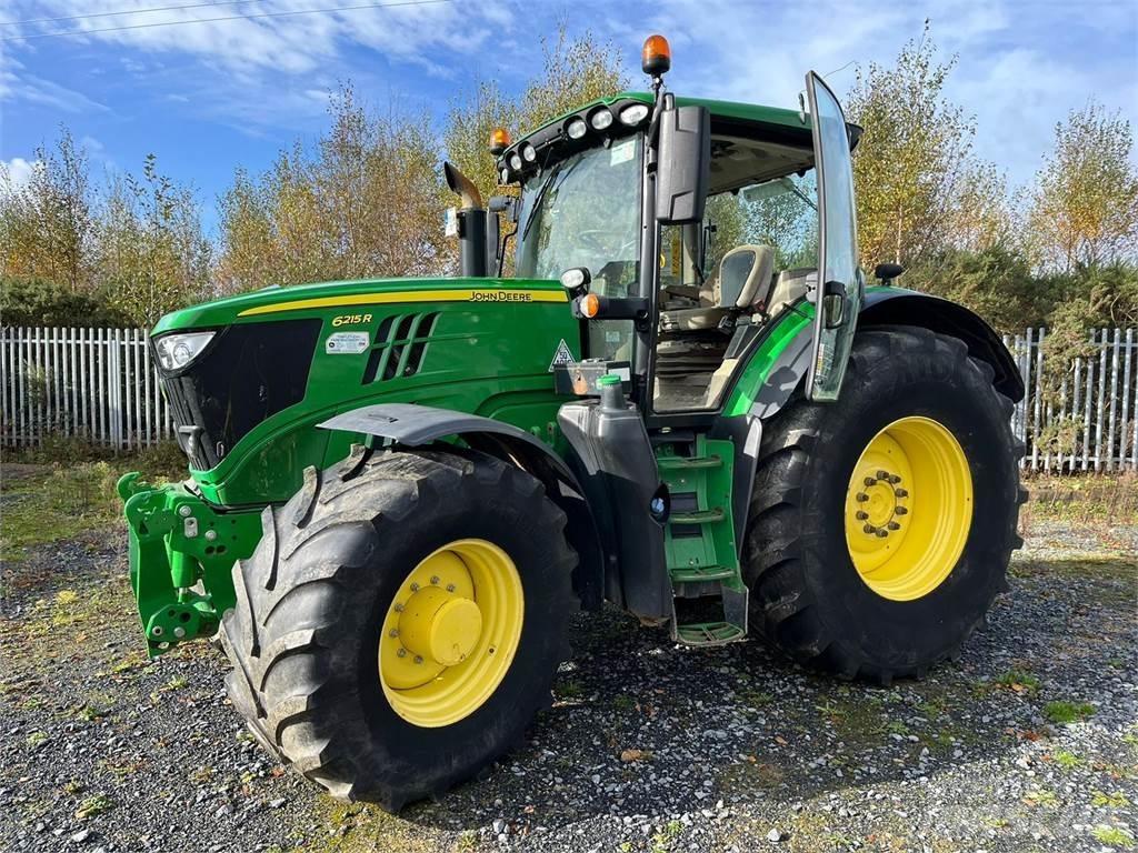 John Deere 6215R Traktoren