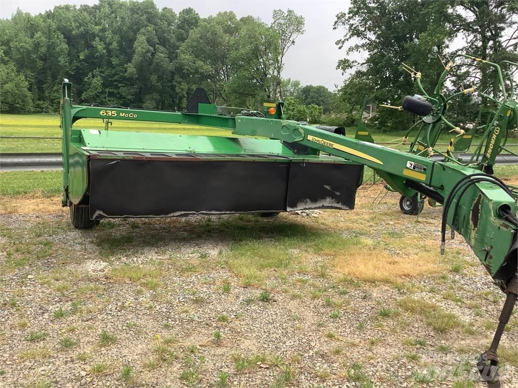 John Deere 635 Mähwerke