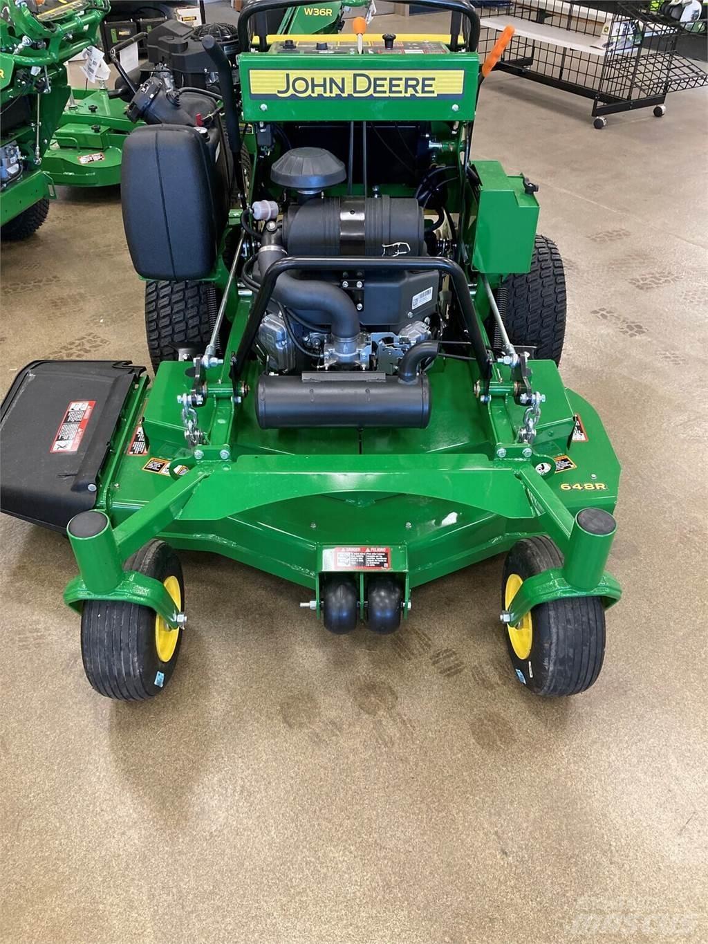 John Deere 648R Reitermäher