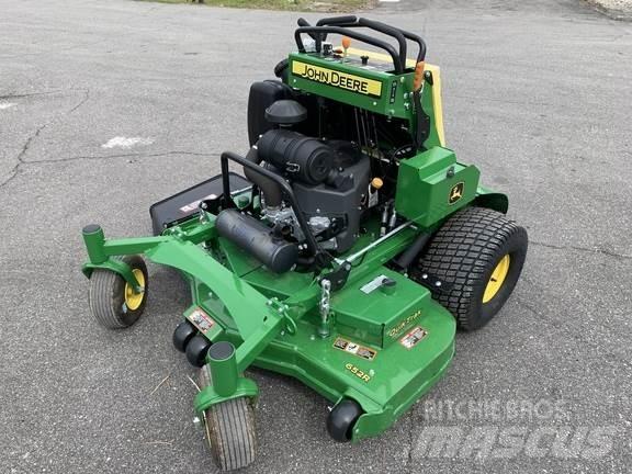 John Deere 652R Reitermäher